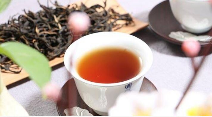 潤(rùn)肺清熱茶